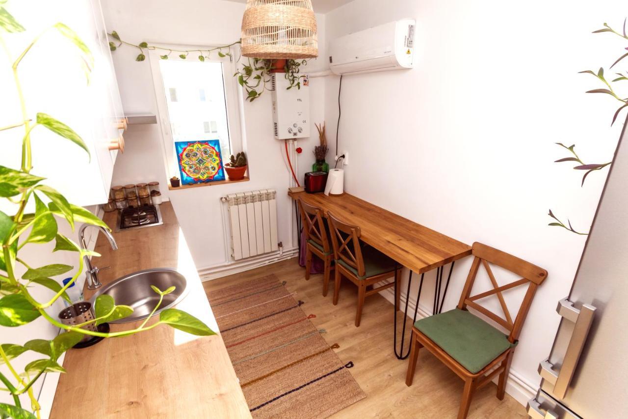Apartamentul Cu Plante Etaj 4 Mangalia Exterior photo