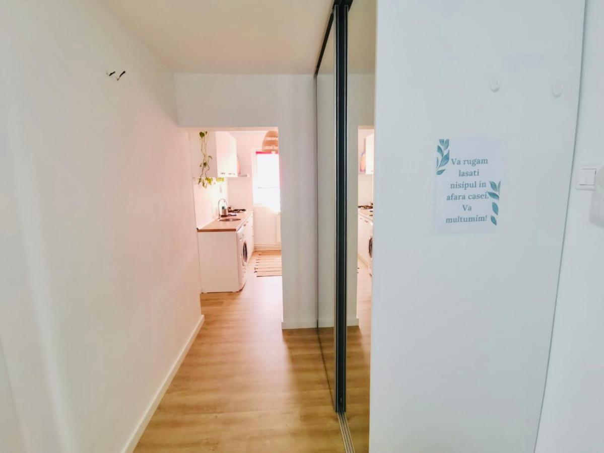 Apartamentul Cu Plante Etaj 4 Mangalia Exterior photo